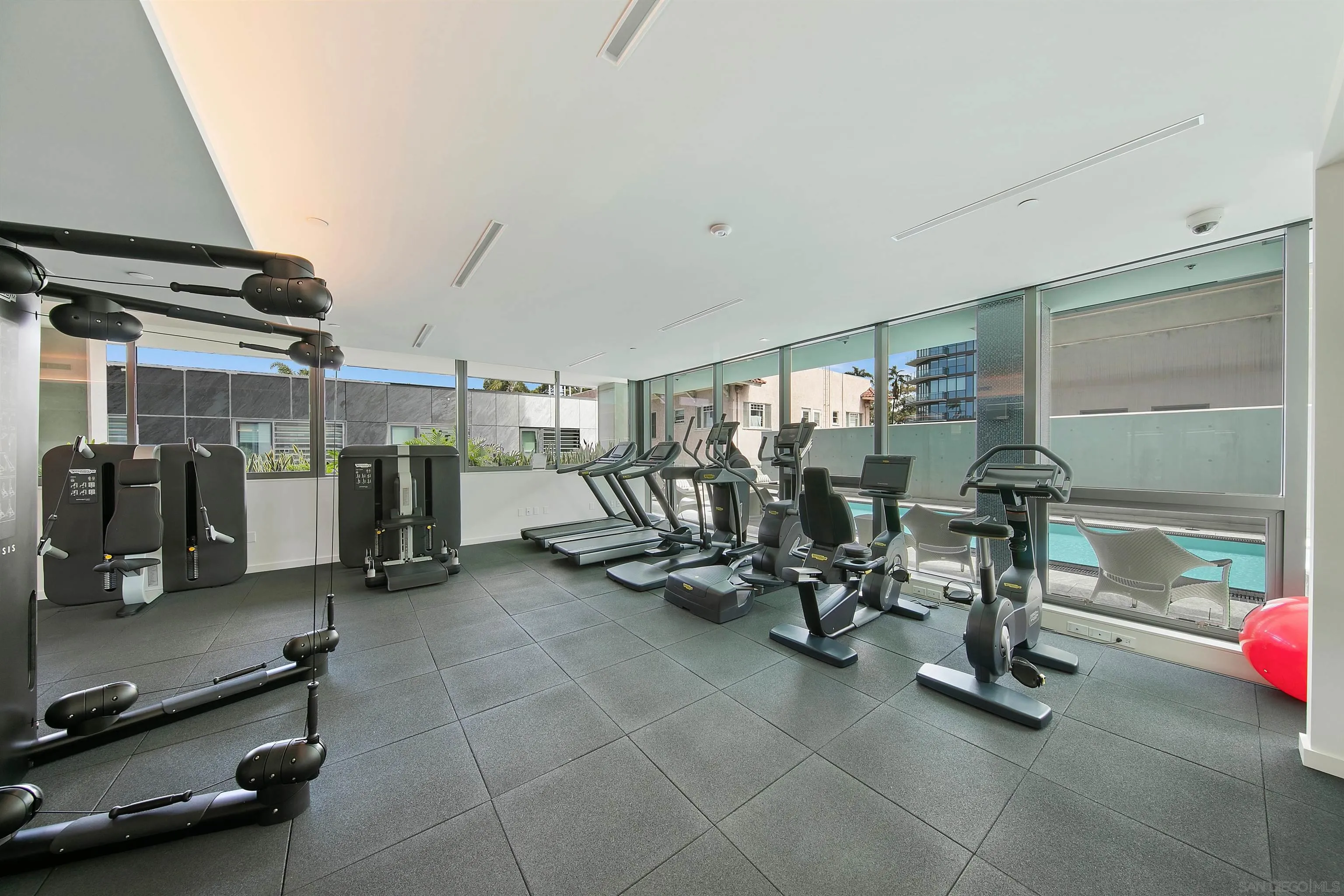 2855 5th Ave Unit 302