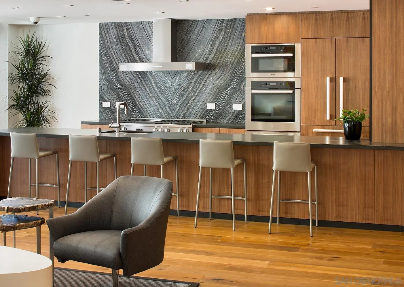 2855 5th Ave Unit 302