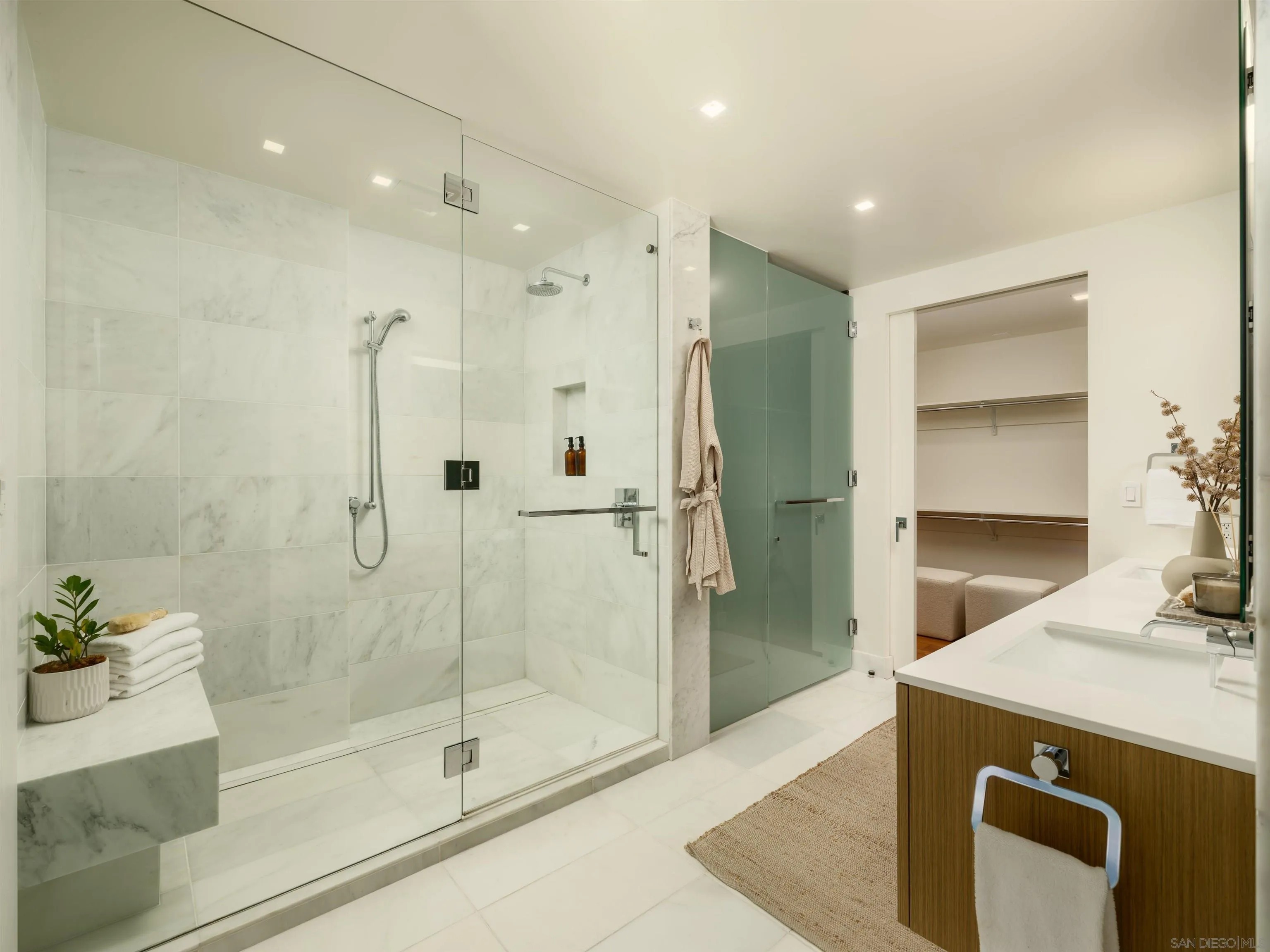 2855 5th Ave Unit 302