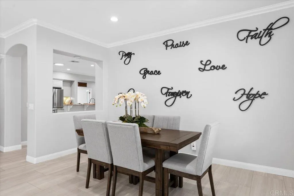 3206 Meadow Creek Lane