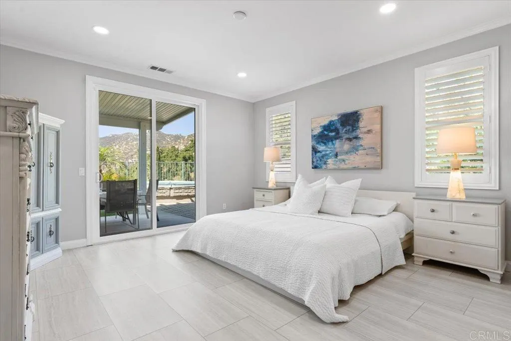 3206 Meadow Creek Lane