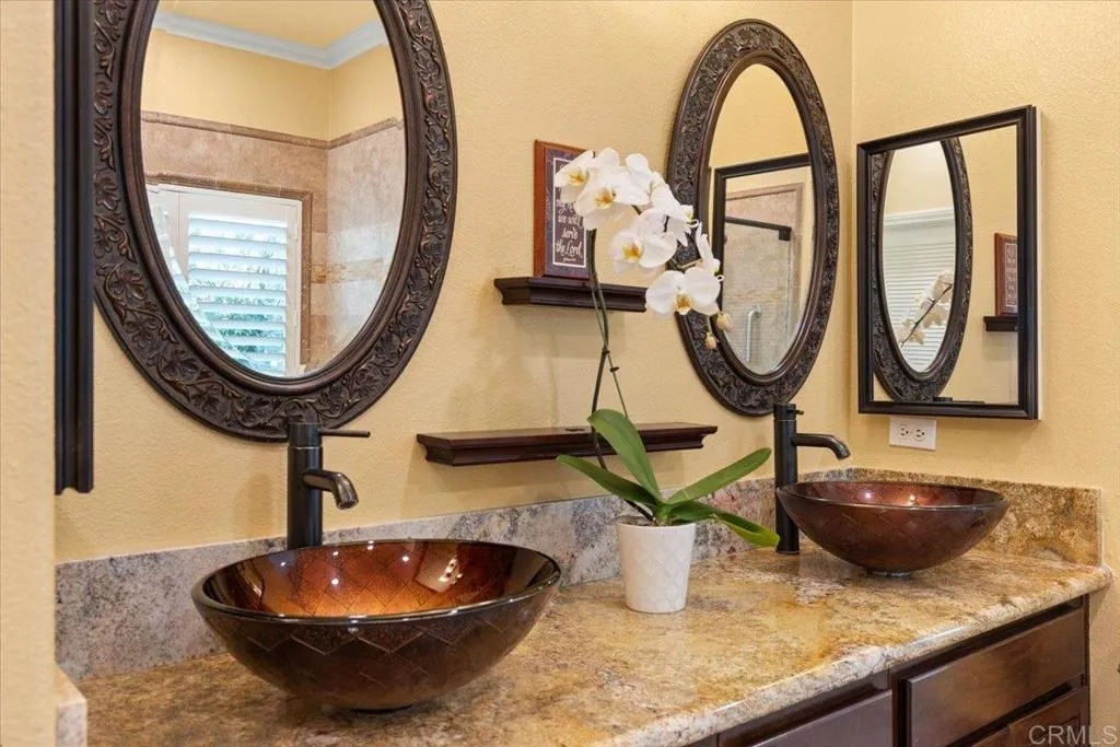 3206 Meadow Creek Lane