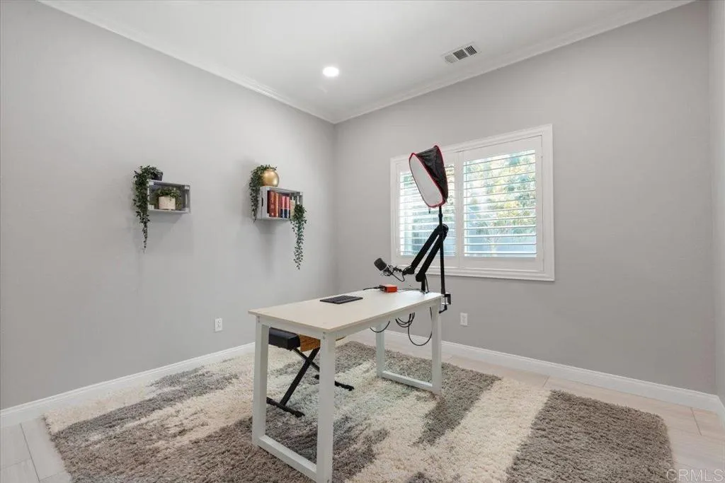 3206 Meadow Creek Lane