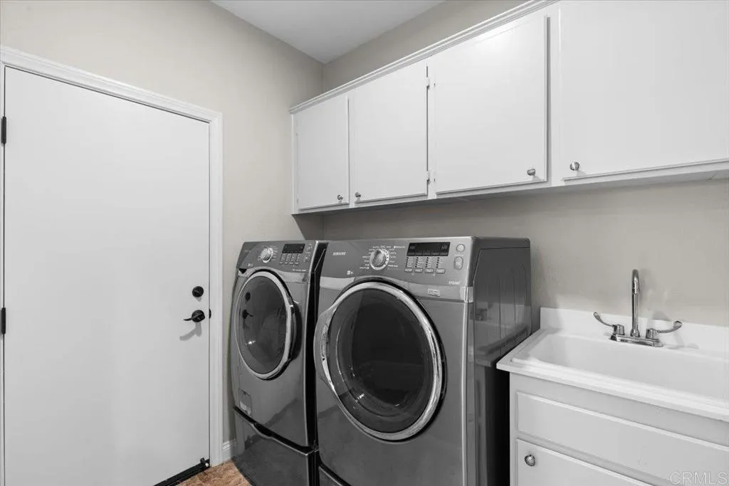 3206 Meadow Creek Lane