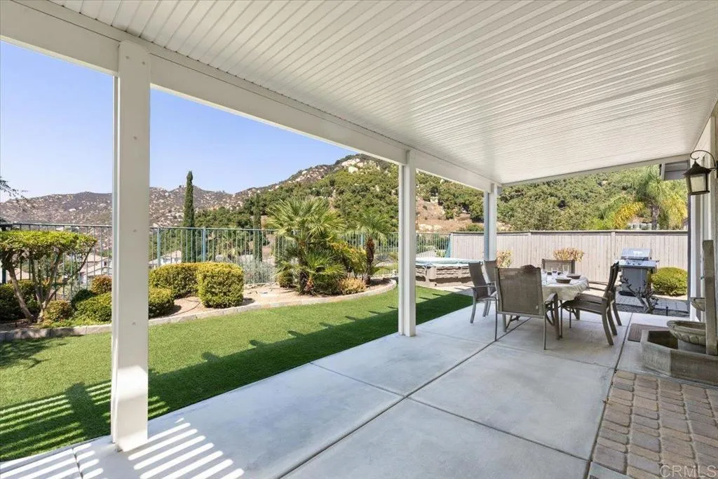 3206 Meadow Creek Lane