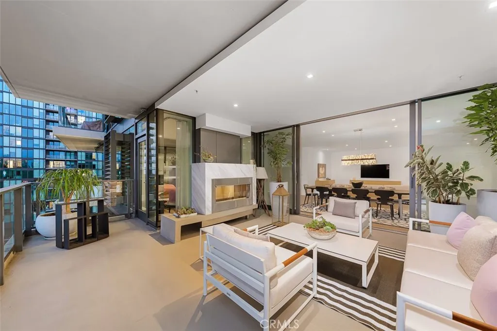 2855 5th Avenue Unit 703