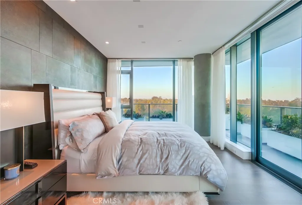 2855 5th Avenue Unit 703