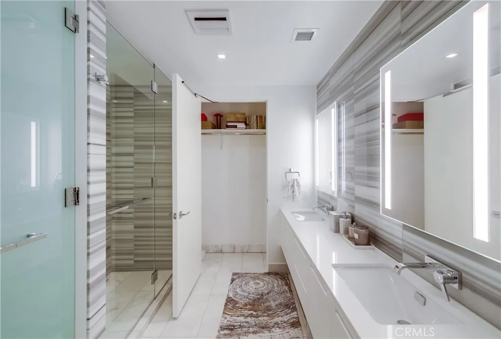 2855 5th Avenue Unit 703