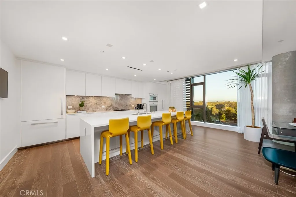 2855 5th Avenue Unit 703