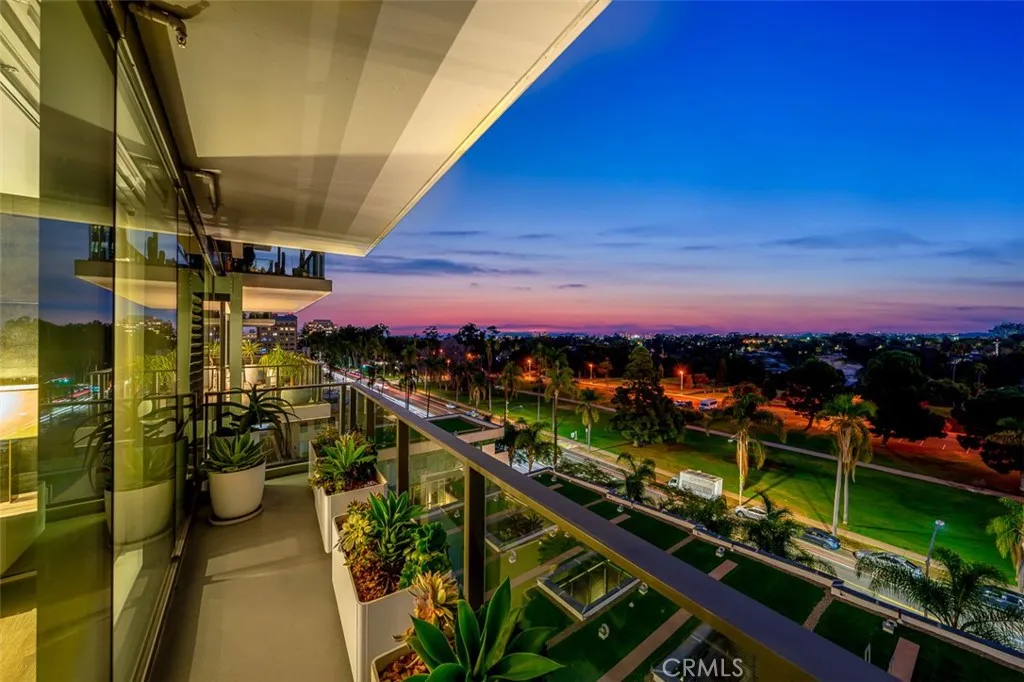 2855 5th Avenue Unit 703