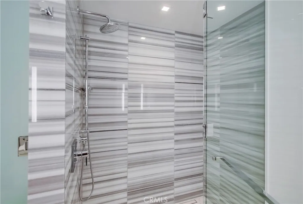 2855 5th Avenue Unit 703