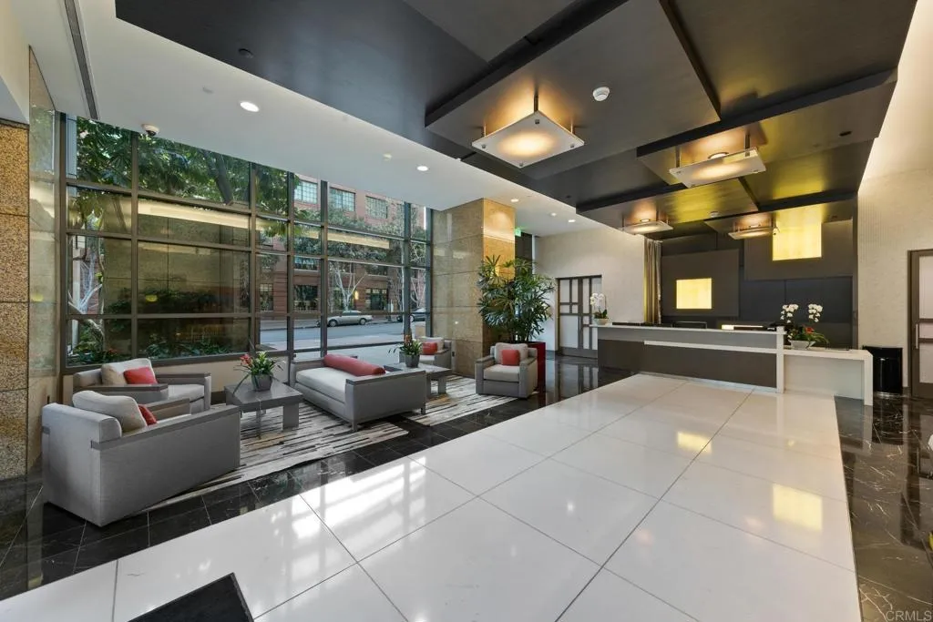 550 Front Street Unit 1401