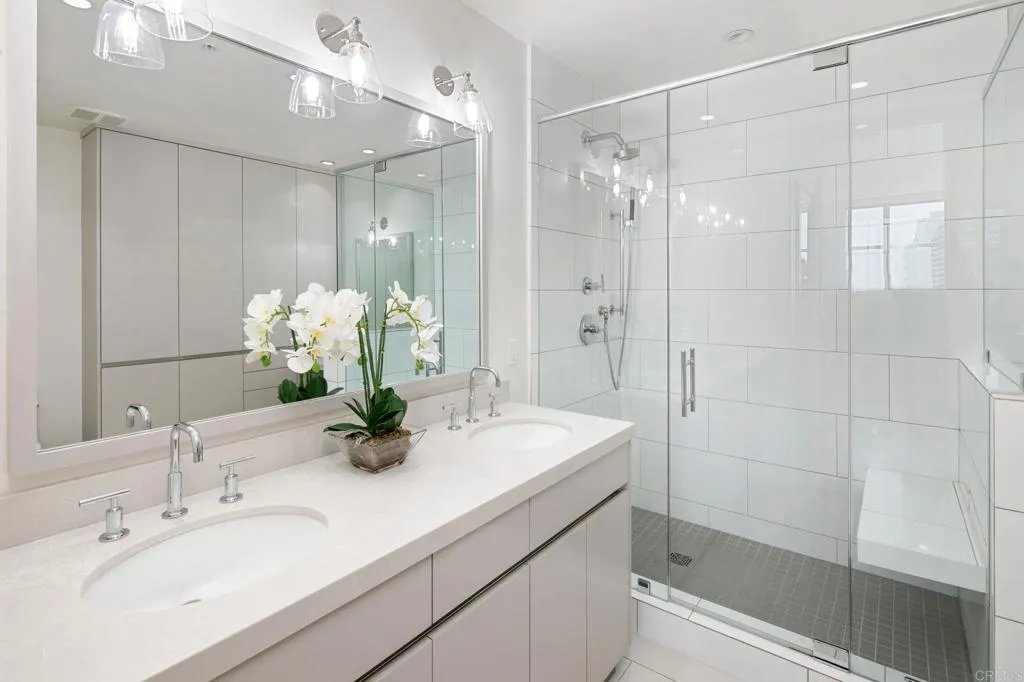 550 Front Street Unit 1401