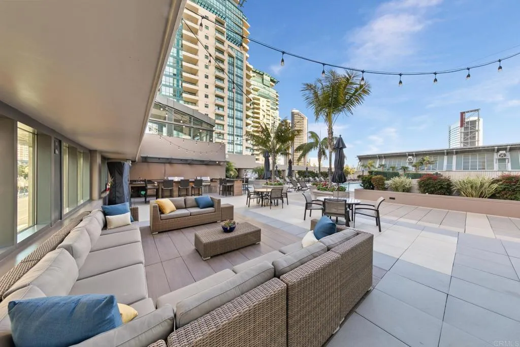 550 Front Street Unit 1401