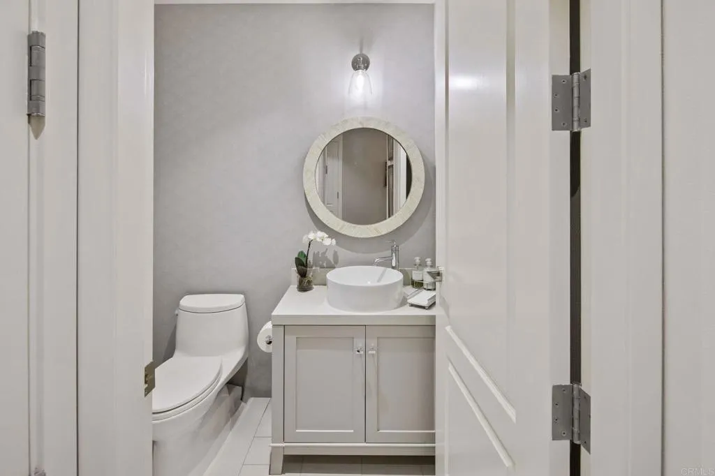 550 Front Street Unit 1401