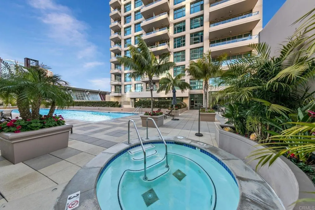 550 Front Street Unit 1401