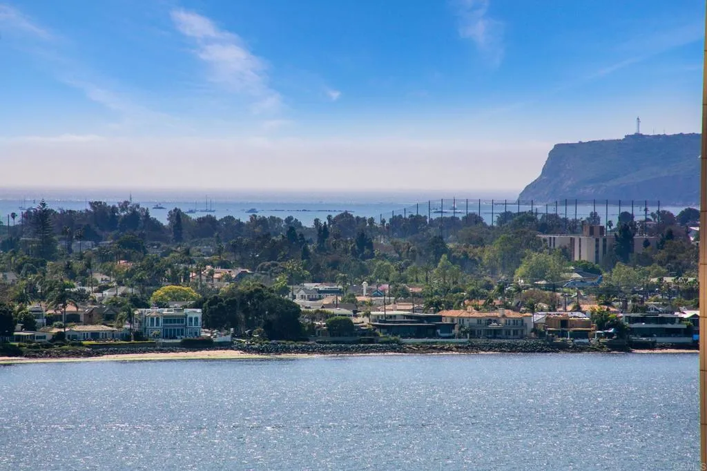 550 Front Street Unit 1401