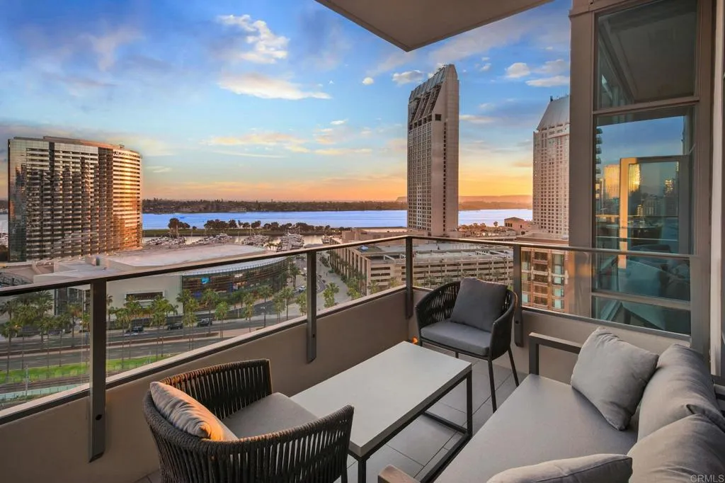 550 Front Street Unit 1401