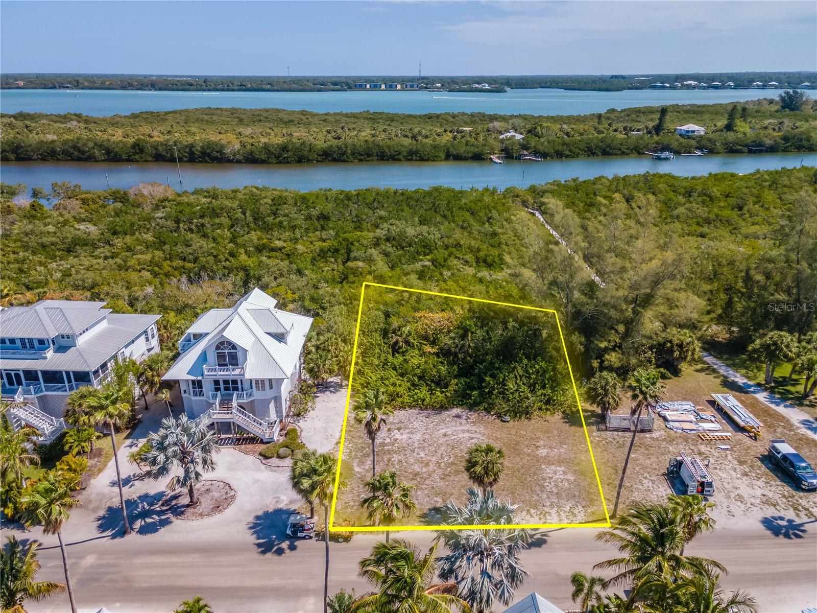 7395 PALM ISLAND DR #Lot 22