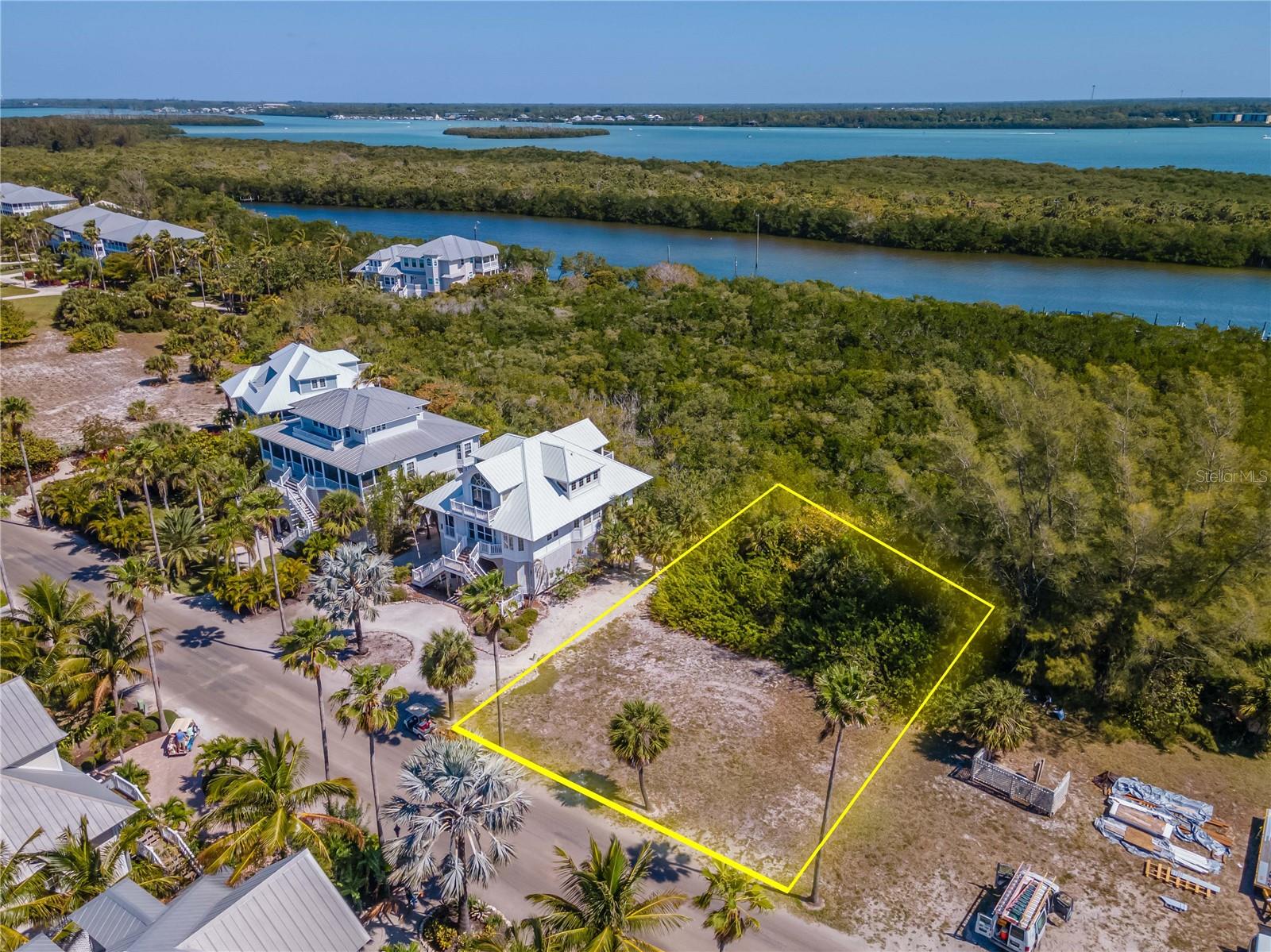 7395 PALM ISLAND DR #Lot 22