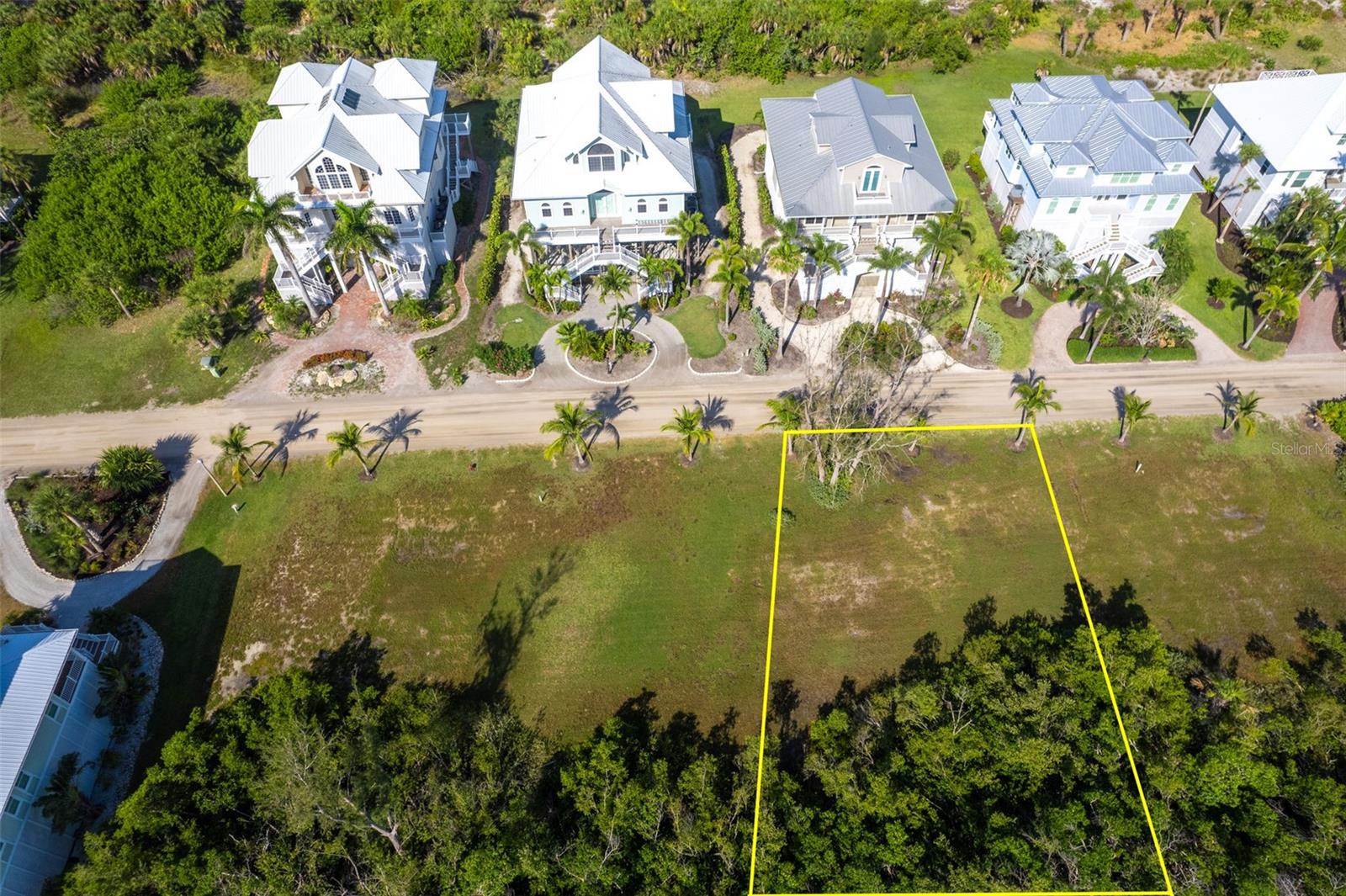 7061 PALM ISLAND DR #Lot 69