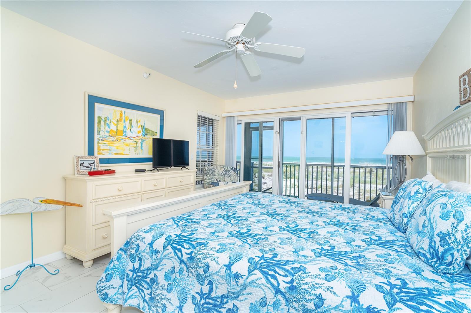 7466 PALM ISLAND DR #2913