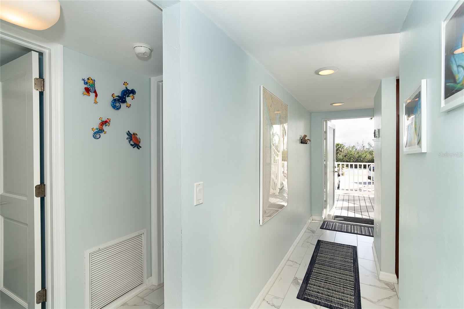 7466 PALM ISLAND DR #2913