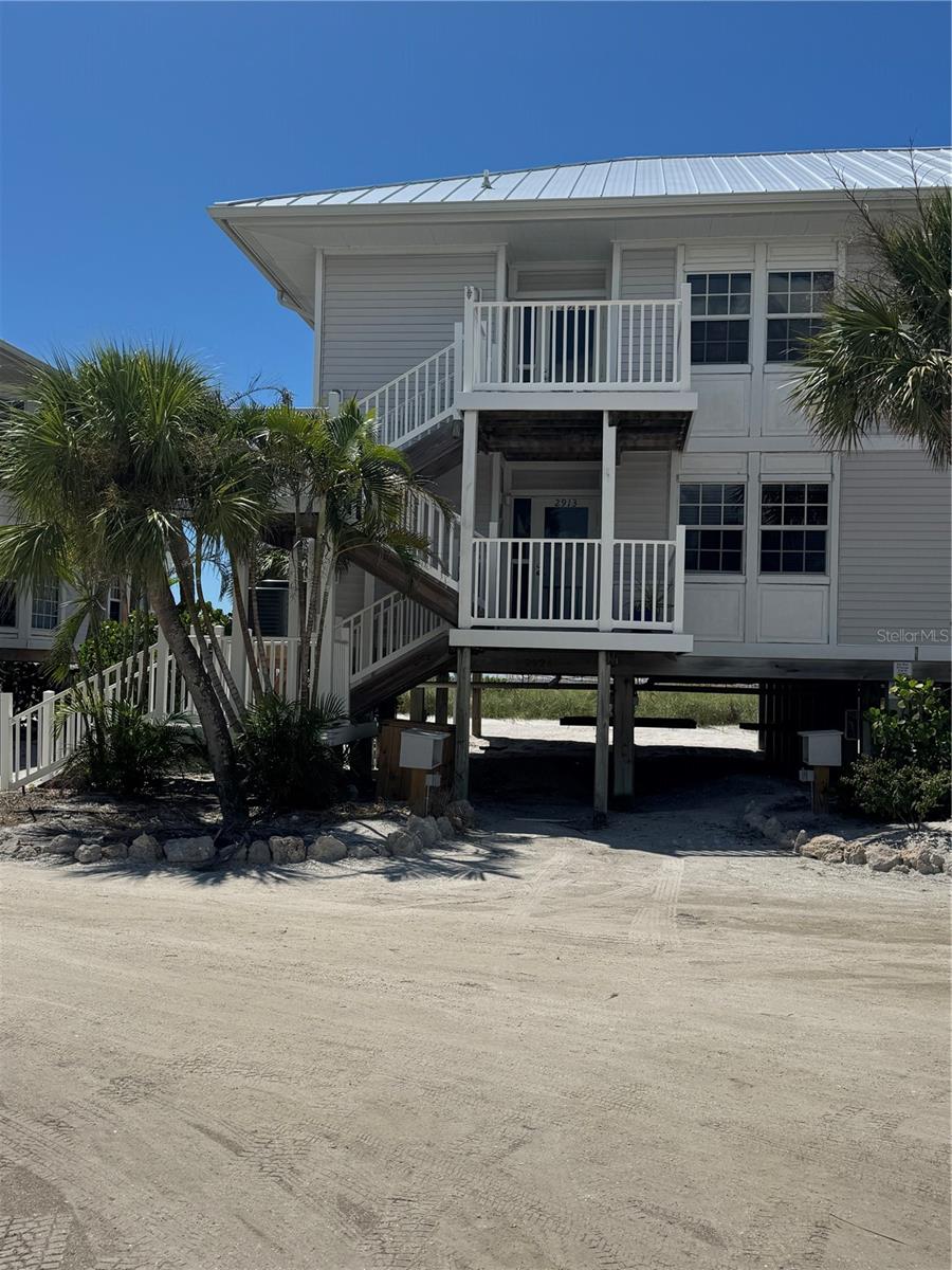 7466 PALM ISLAND DR #2913