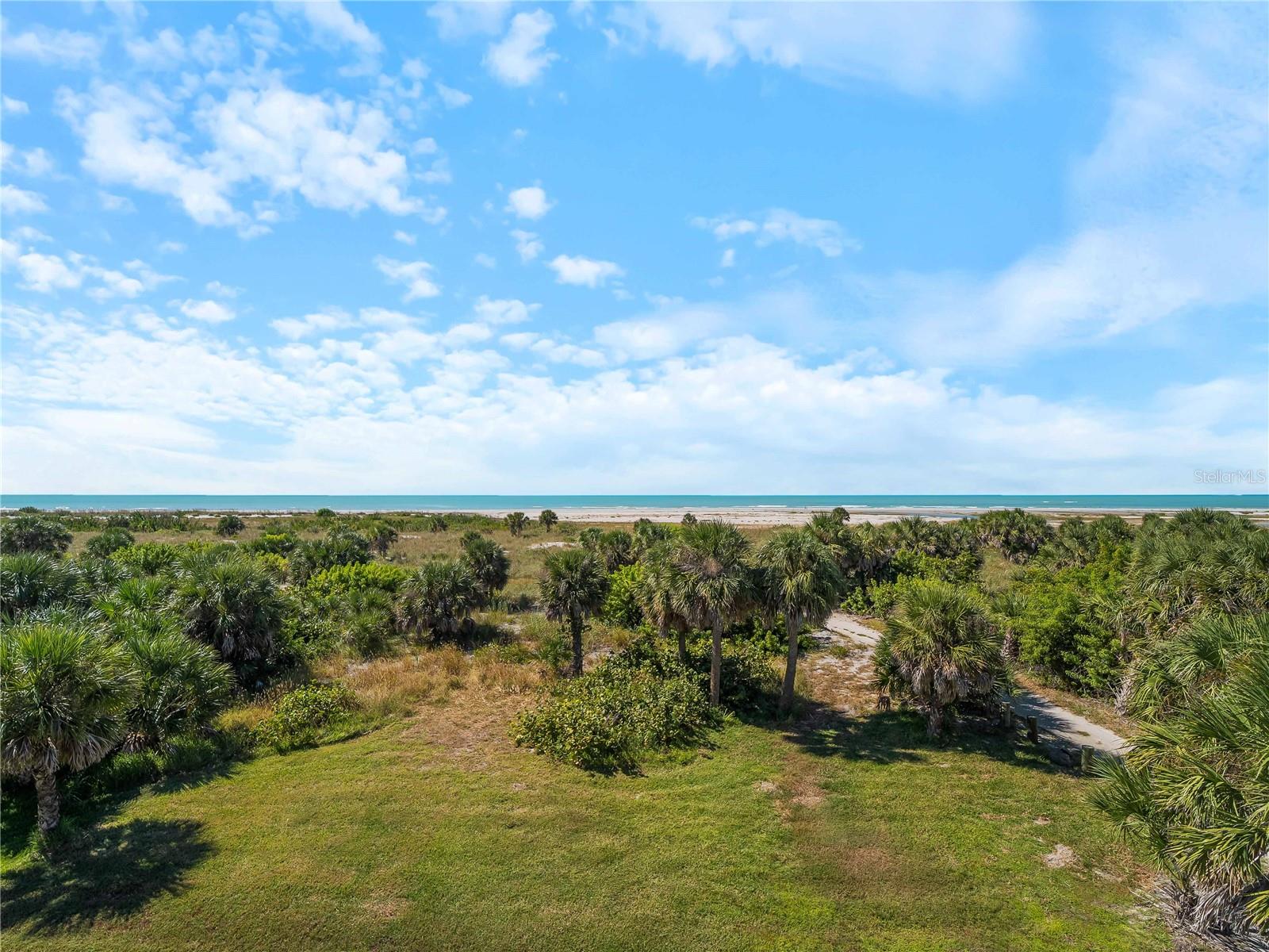 7104 PALM ISLAND DR #LE38