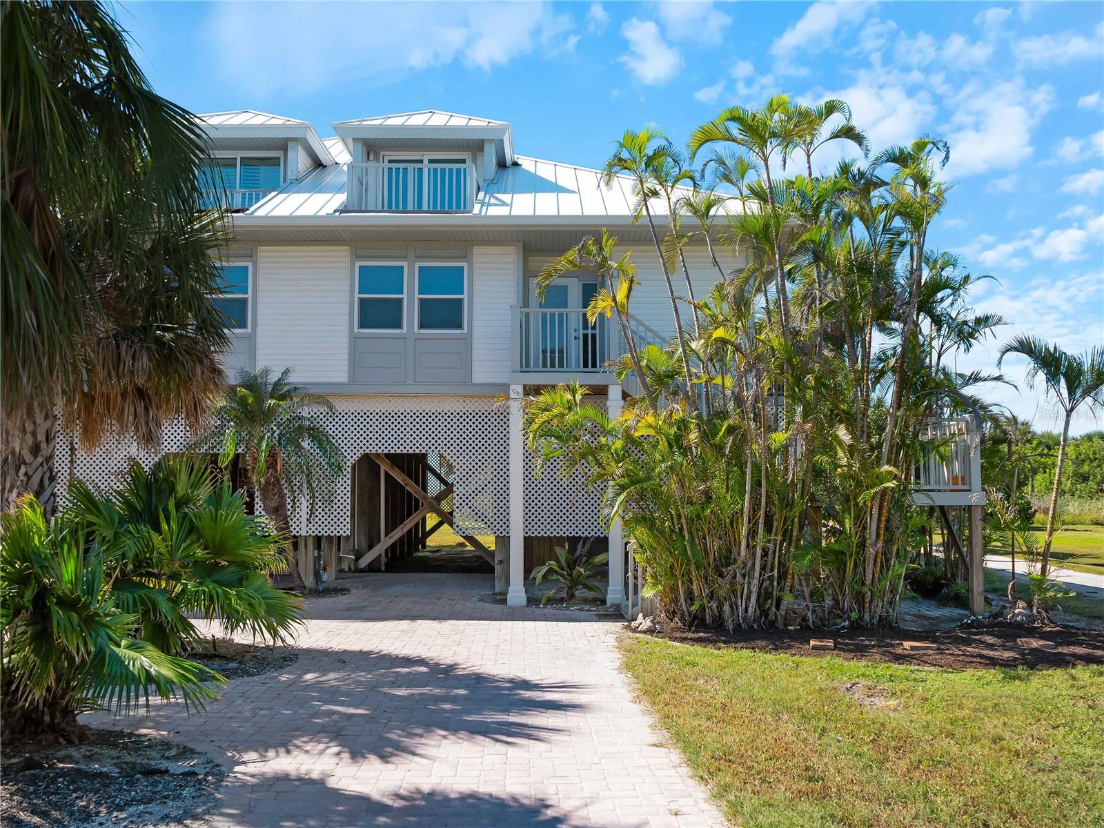 7104 PALM ISLAND DR #LE38