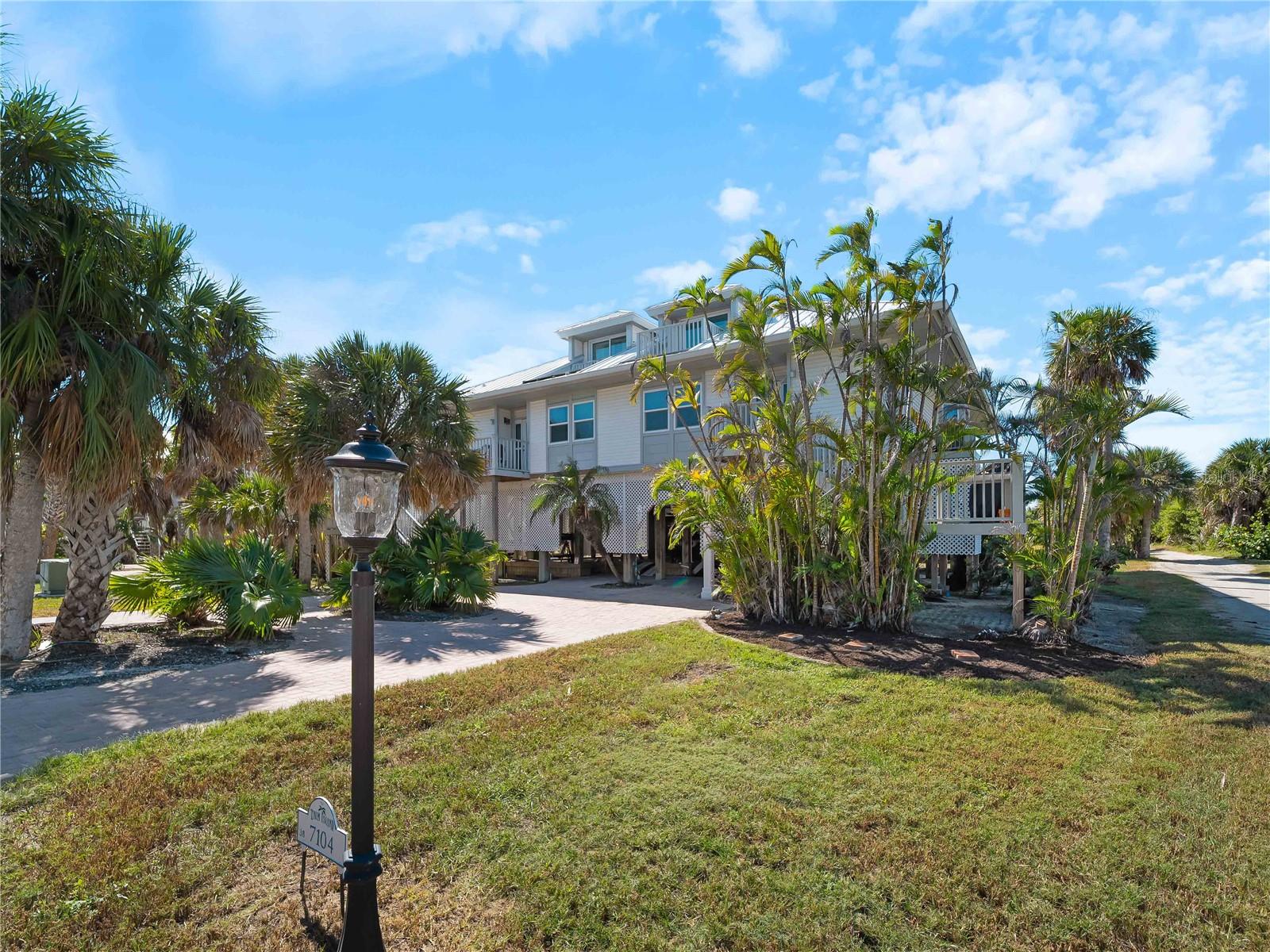 7104 PALM ISLAND DR #LE38
