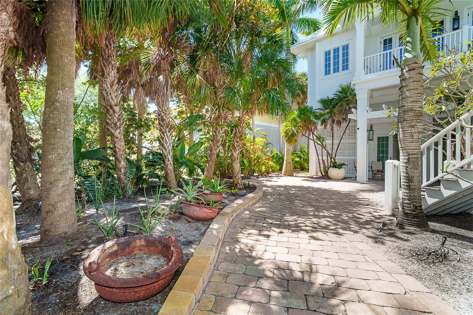 7320 PALM ISLAND DR