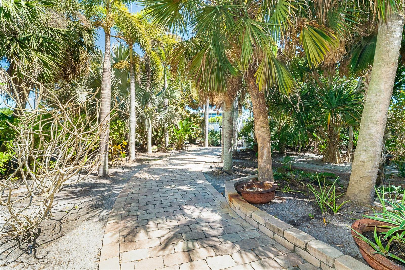 7320 PALM ISLAND DR