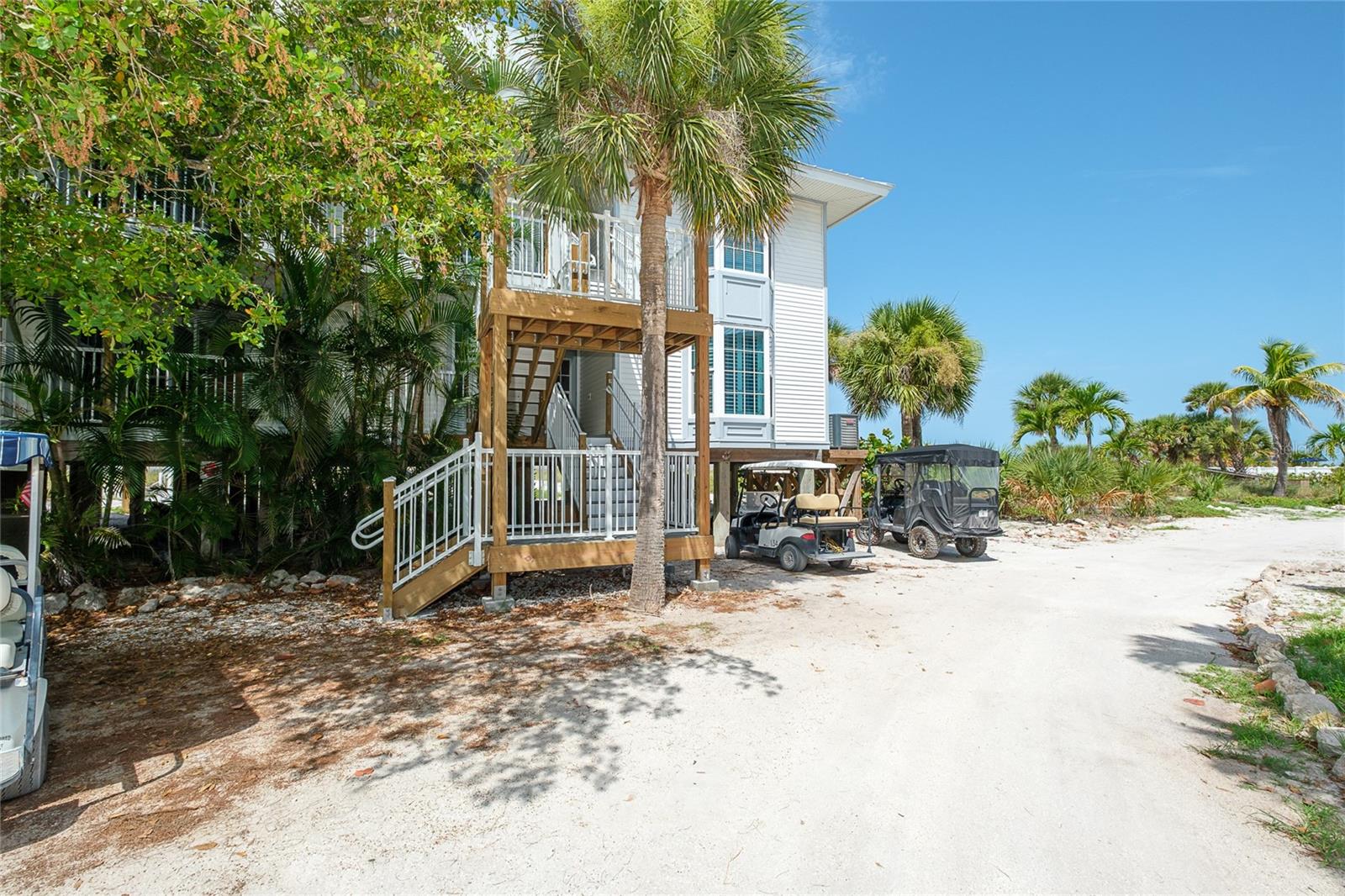 7462 PALM ISLAND DR #3113