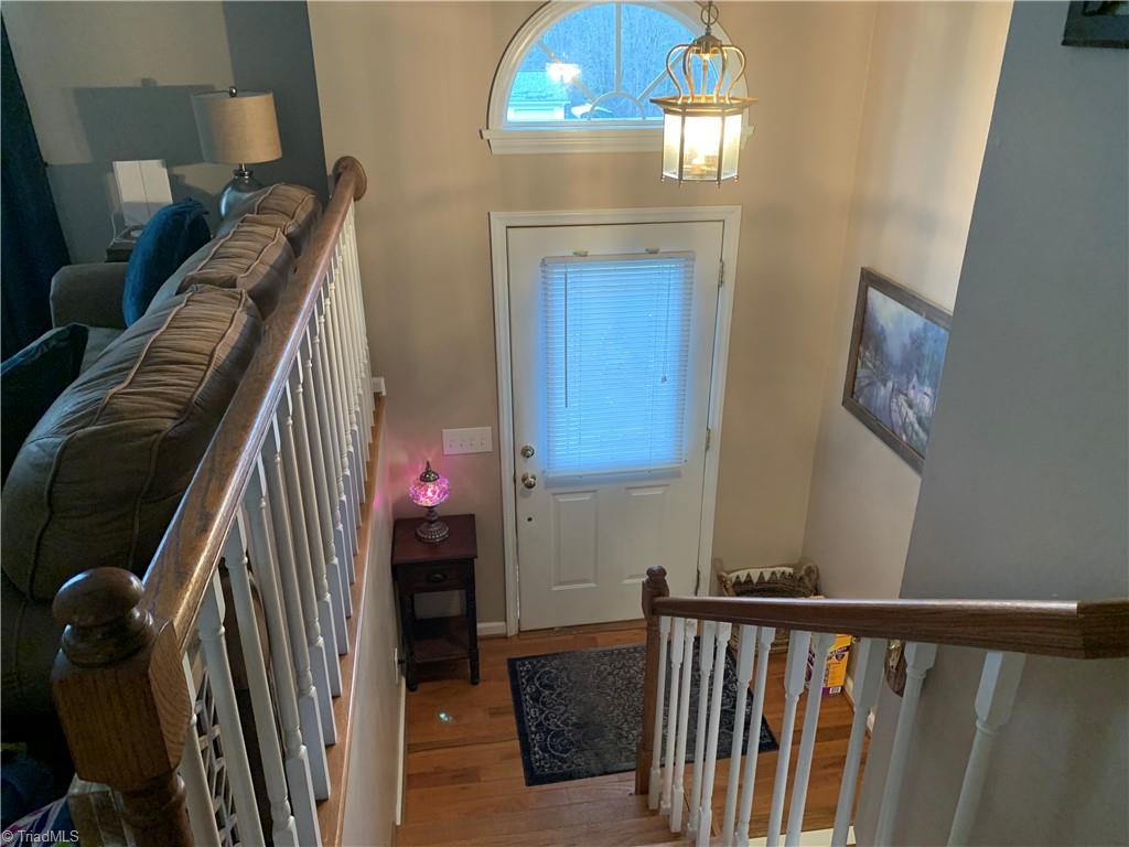 206 Forest Oaks Drive