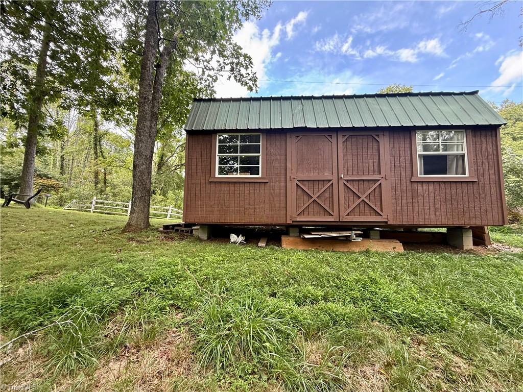61 Lucky Hill Road