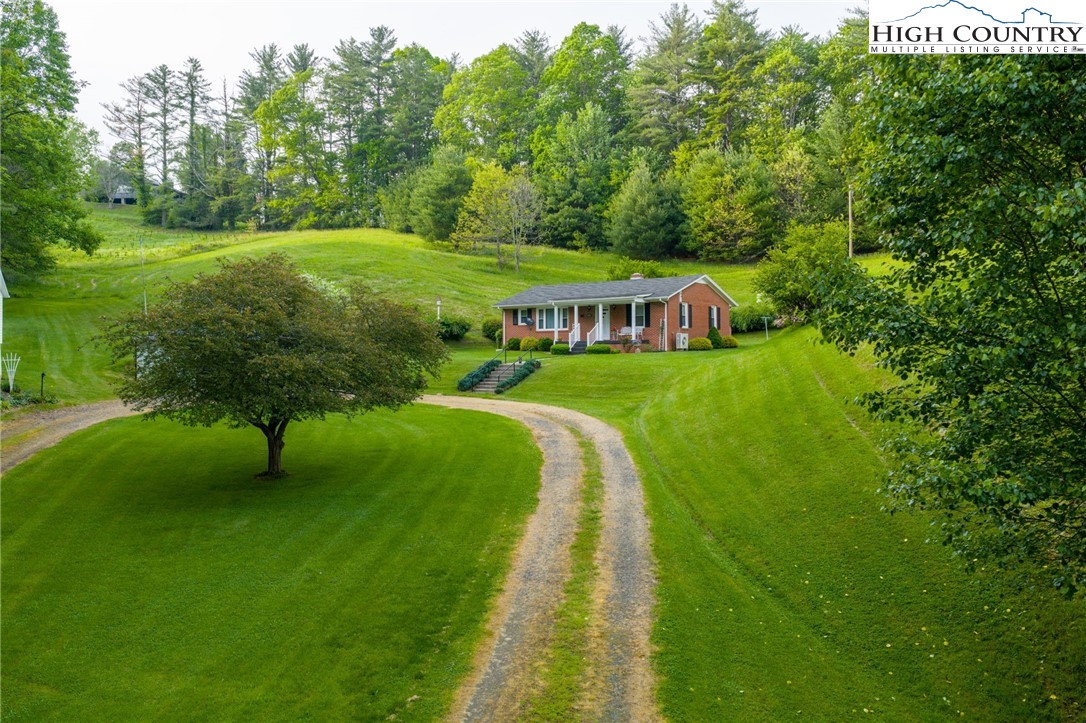 8693 Hwy 88 E Highway