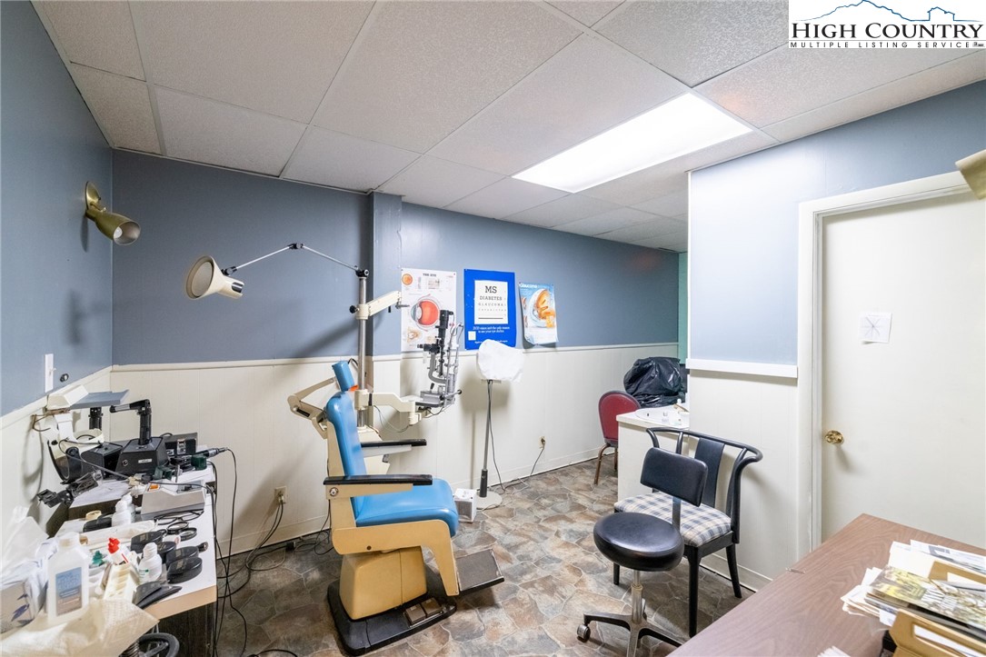 304/306 S Jefferson Avenue