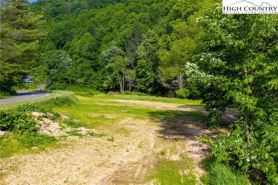 1369 Anderson Hill Road