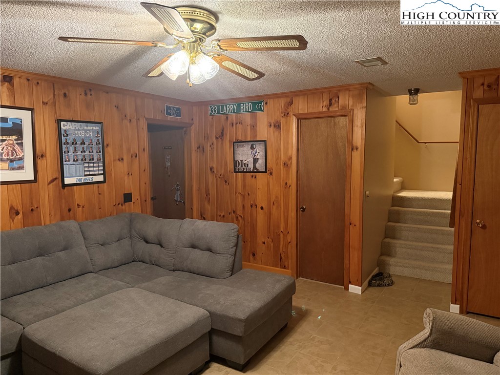 286 Raven Laurel Drive
