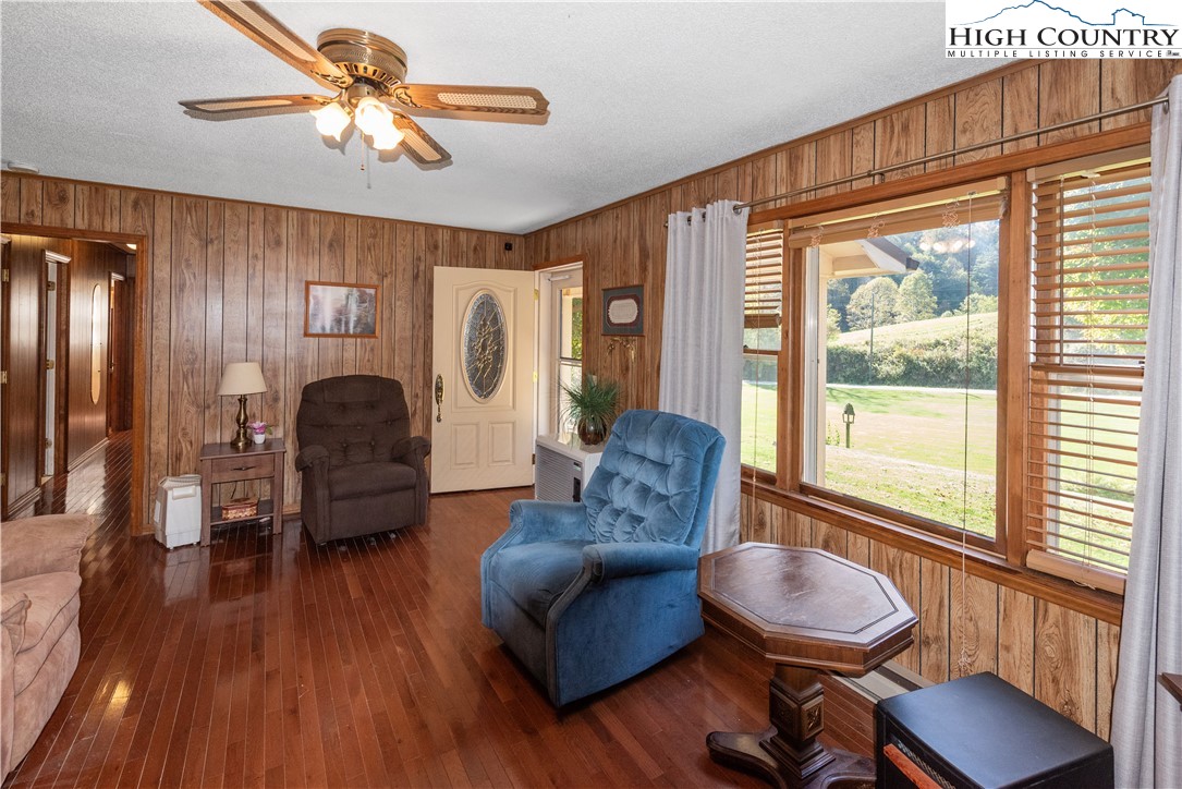 4934 Silas Creek Road