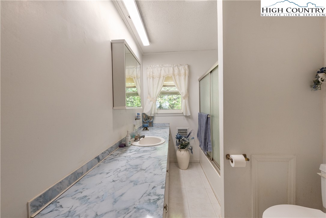 4934 Silas Creek Road