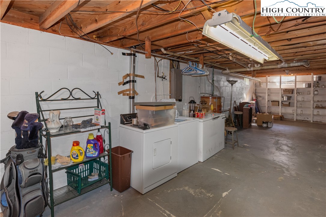 4934 Silas Creek Road