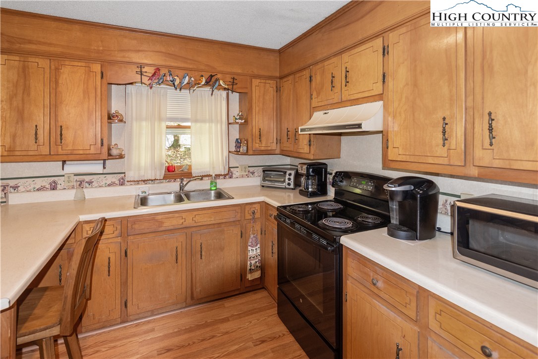 4934 Silas Creek Road