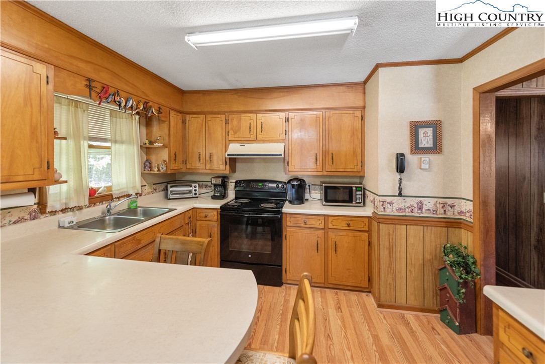 4934 Silas Creek Road