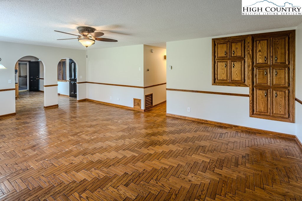 326 Mountain Valley Drive