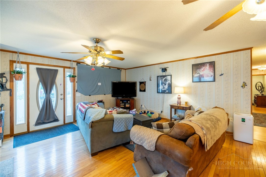 123 Buck Mountain Circle