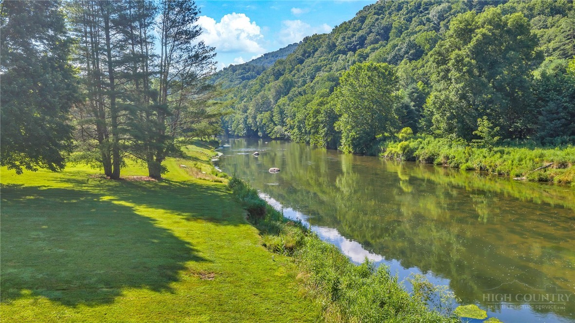 309 Flint River Drive