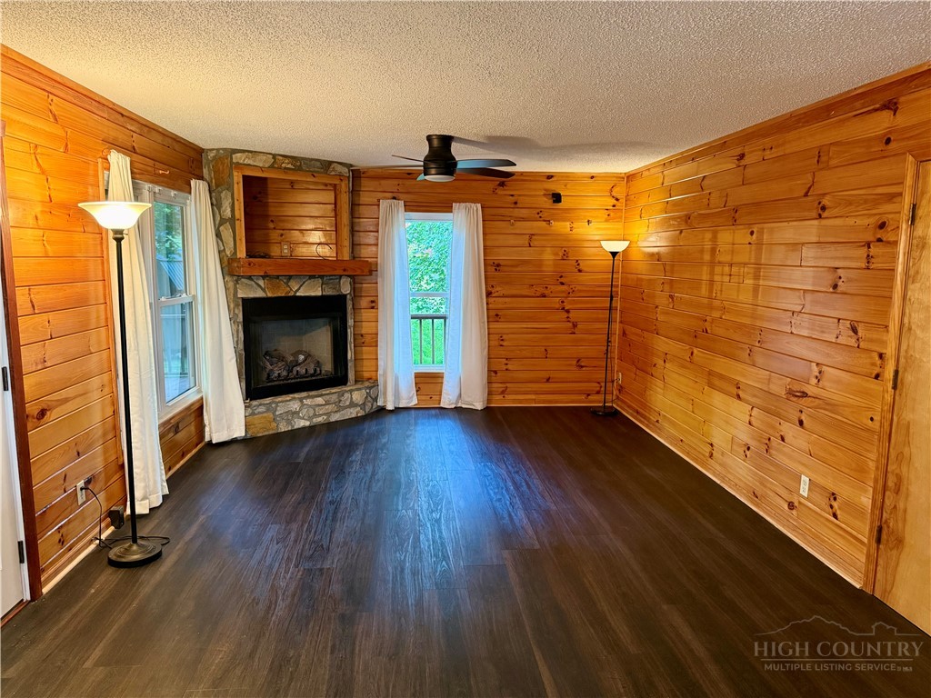61 Lucky Hill Road