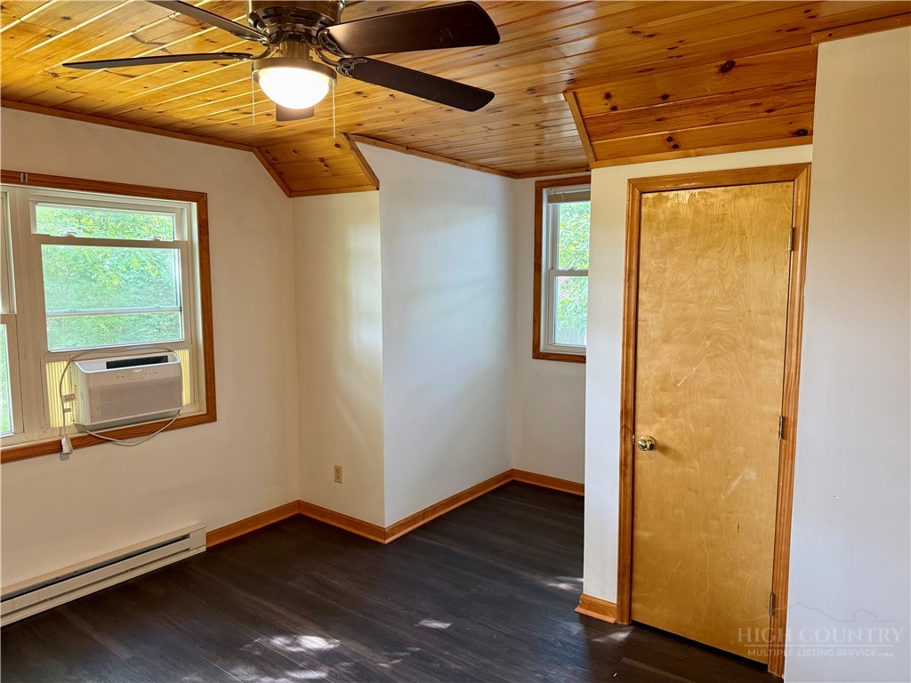 61 Lucky Hill Road